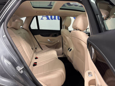 2017 Mercedes-Benz GLC GLC 300