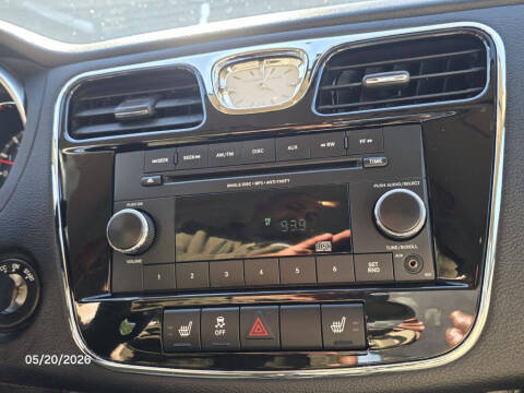 2014 Chrysler 200 LX