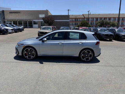 2025 Volkswagen Golf GTI Autobahn