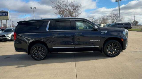 2023 GMC Yukon XL Denali