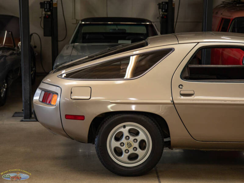 1982 Porsche 928