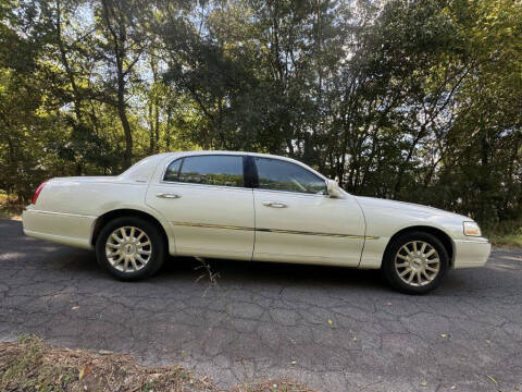 2006 Lincoln Town Car for sale at USA 1 of Dalton in Dalton GA