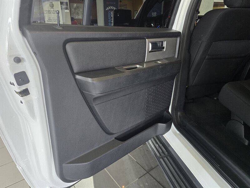 2017 Ford Expedition EL XLT