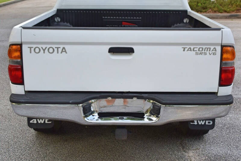 2003 Toyota Tacoma Base photo 25