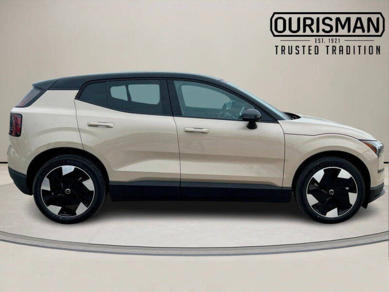 2026 Volvo EX30 Twin Plus