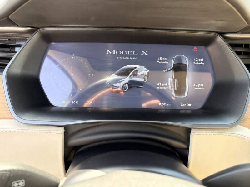 2019 Tesla Model X Standard Range