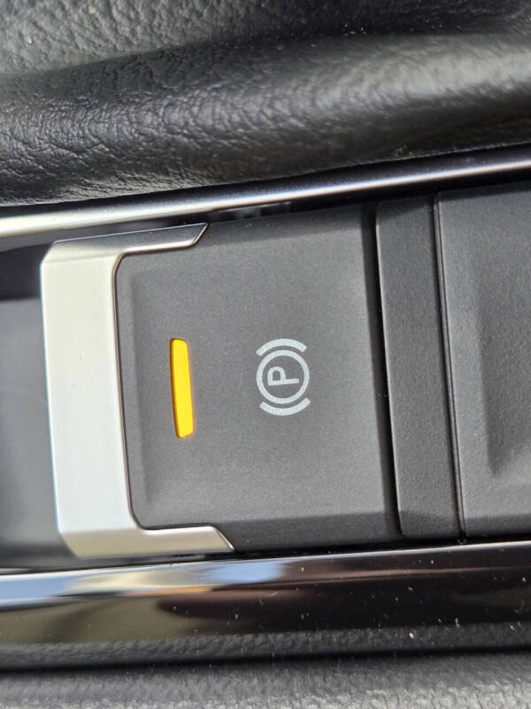 2024 Volkswagen Taos S 4Motion