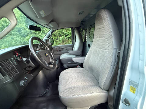2020 Chevrolet Express 2500