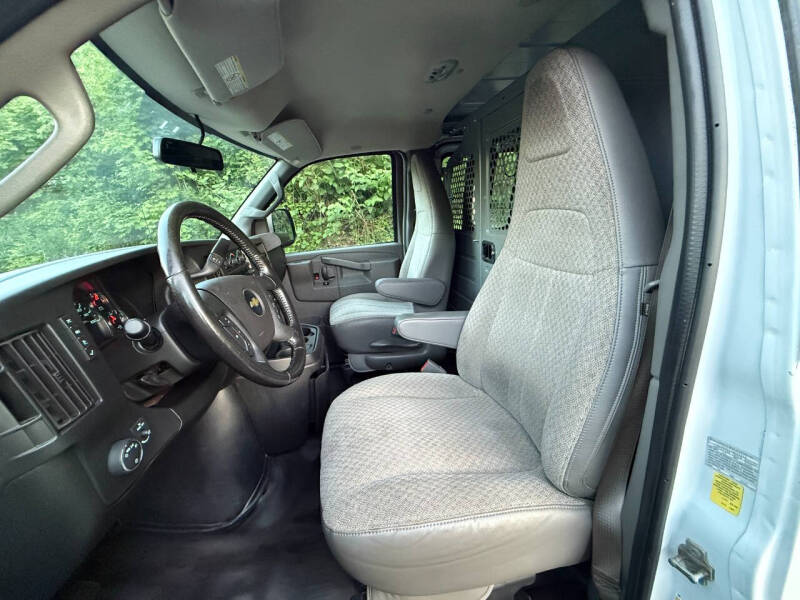 2020 Chevrolet Express 2500
