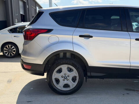 2019 Ford Escape S
