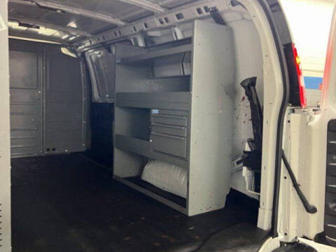 2021 Chevrolet Express 2500