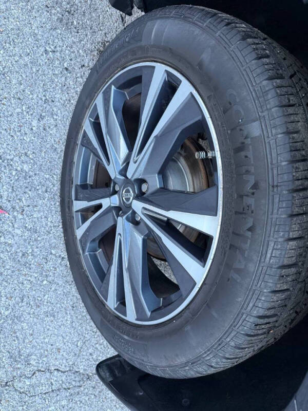2017 Nissan Pathfinder Platinum