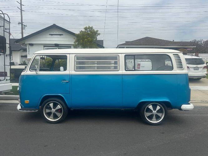 1972 Volkswagen Bus