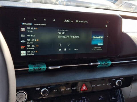 2024 Kia Carnival SX