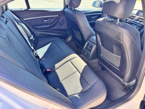 2017 BMW 3 Series 330i xDrive