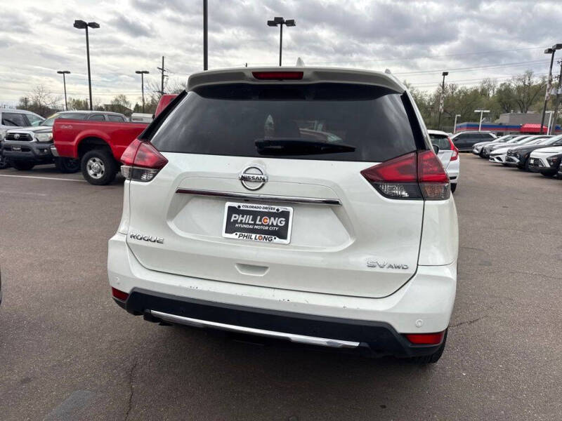 2020 Nissan Rogue SV