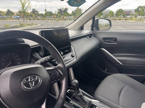 2023 Toyota Corolla Cross LE