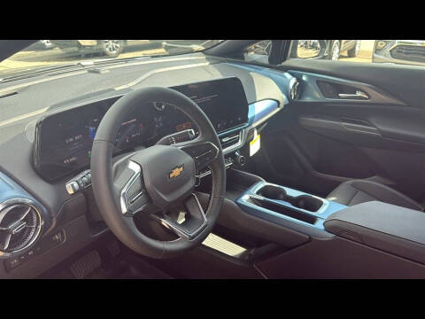 2025 Chevrolet Equinox EV LT 2