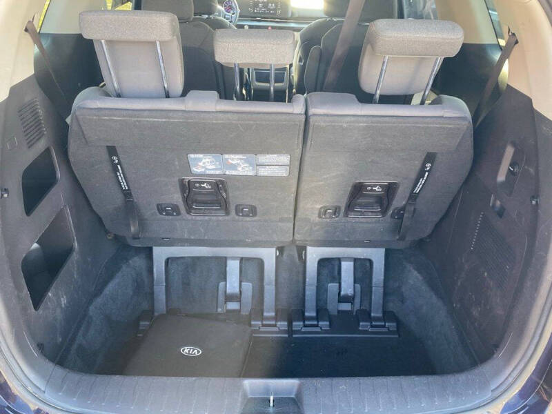 2023 Kia Carnival