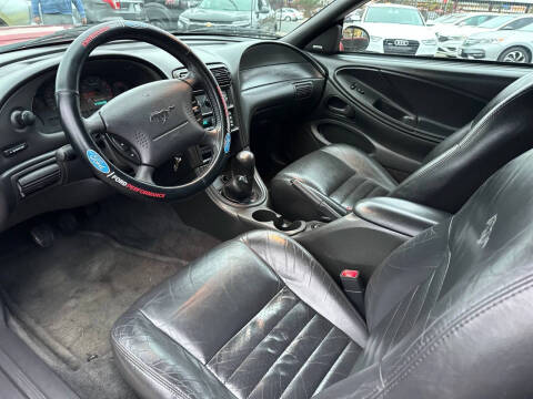 2000 Ford Mustang GT