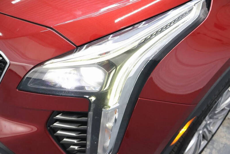 2020 Cadillac XT4 Premium Luxury