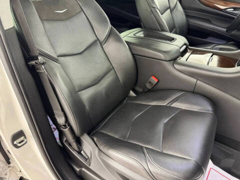 2019 Cadillac Escalade ESV Luxury