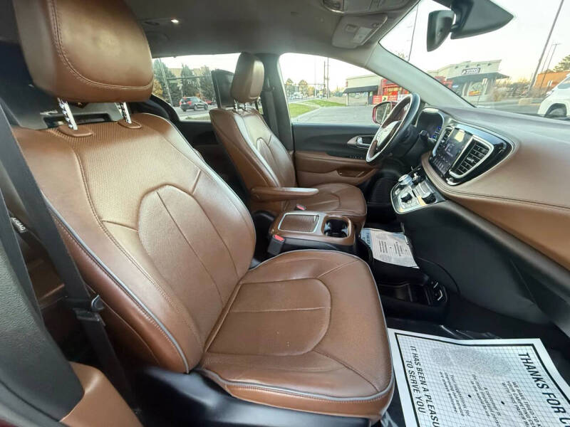 2018 Chrysler Pacifica Hybrid Limited