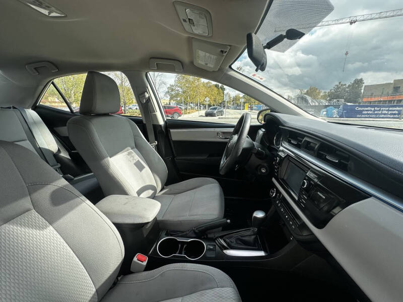 2015 Toyota Corolla L