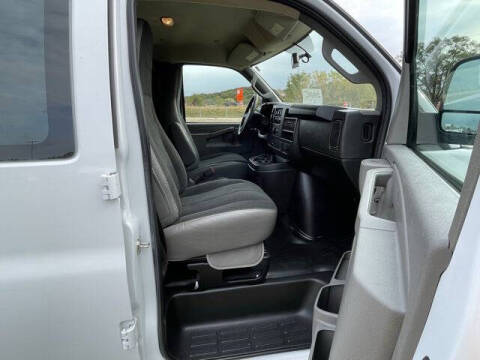 2024 GMC Savana 2500