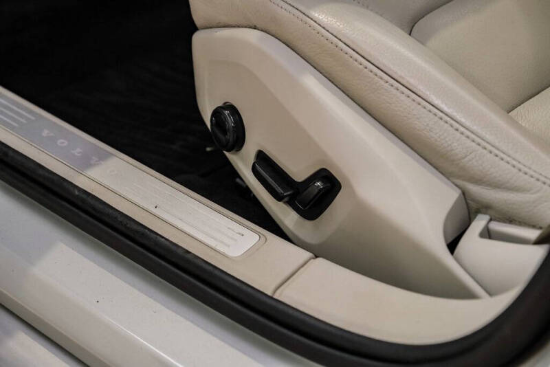 2019 Volvo S60 T5 Momentum