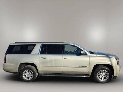 2017 GMC Yukon XL SLT