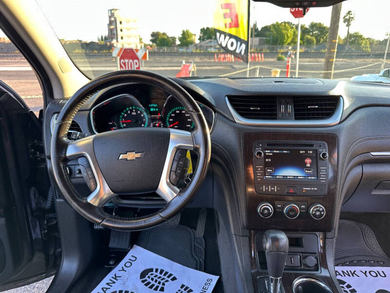 2016 Chevrolet Traverse LT