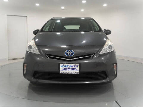 2012 Toyota Prius v Three