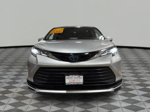 2021 Toyota Sienna LE 8-Passenger