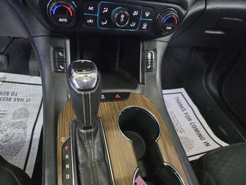 2017 GMC Acadia SLE-2