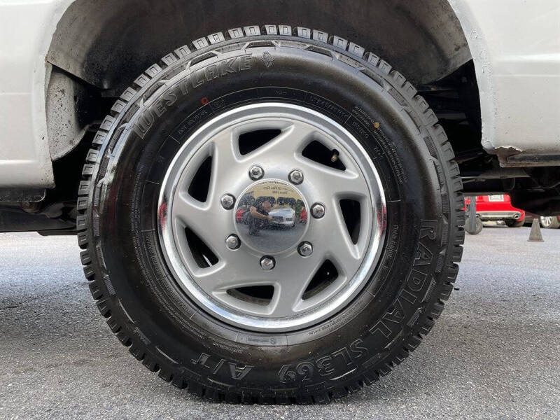 2013 Ford E-Series E-350 SD XLT