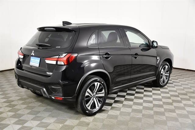 2026 Mitsubishi Outlander Sport ES