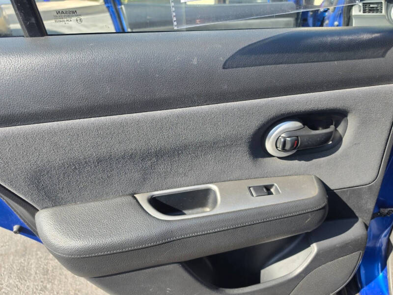 2009 Nissan Versa 1.8 SL FE+