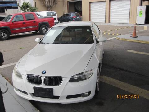 2009 BMW 3 Series for sale at Roadrunner Motors INC in Mcallen TX
