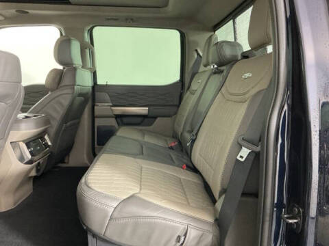 2025 Ford F-450 Super Duty Platinum