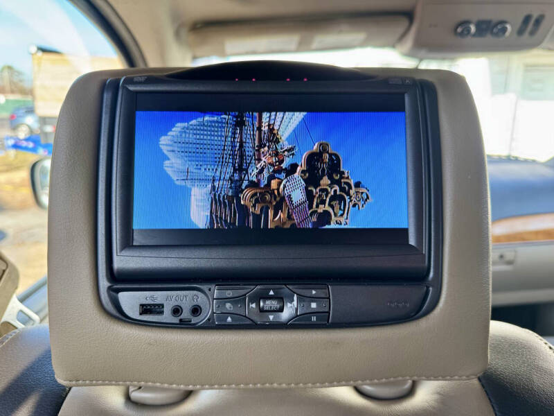 2014 Nissan Armada Platinum