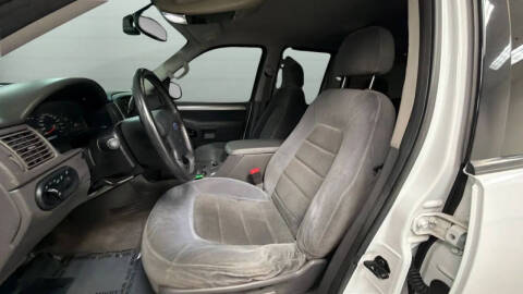 2003 Ford Explorer XLT
