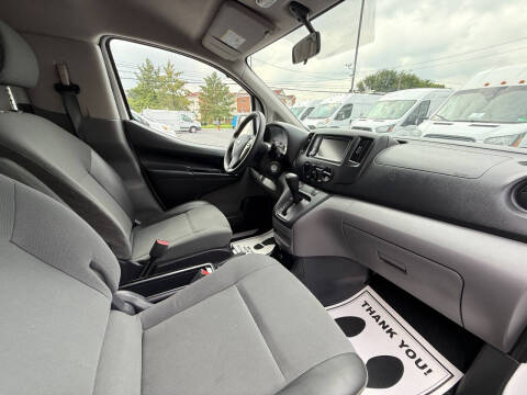 2020 Nissan NV200 SV