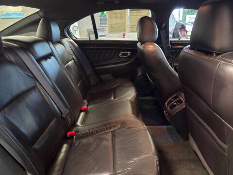 2016 Ford Taurus Limited