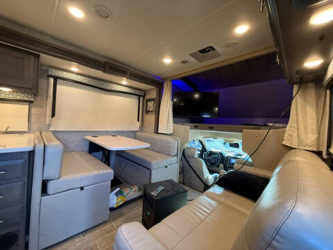 2021 Thor Motor Coach Omni