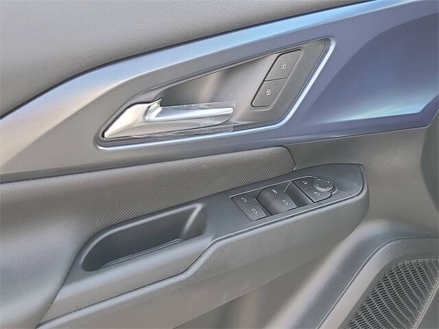 2026 Chevrolet Equinox EV LT 2