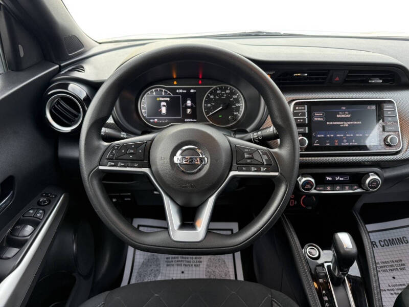 2020 Nissan Kicks SV