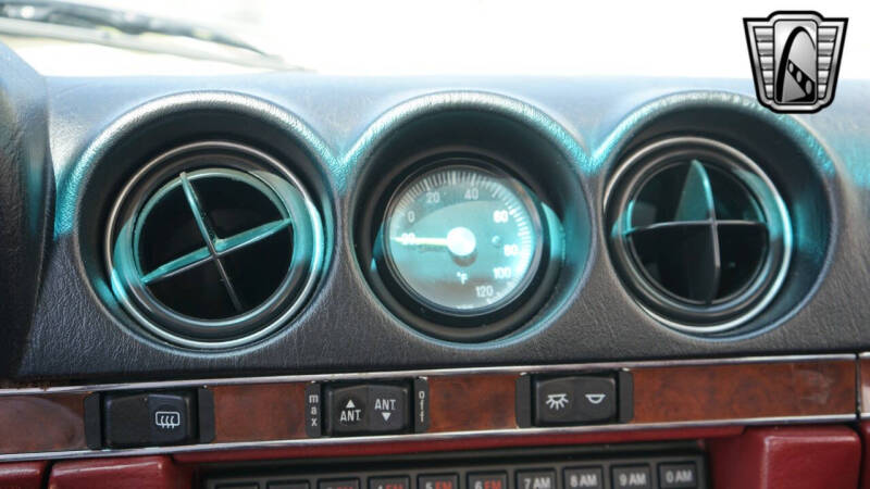 1989 Mercedes-Benz 560-Class 560 SL