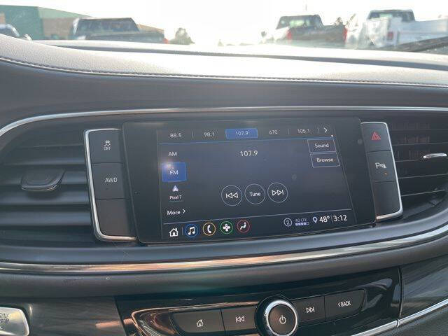 2021 Buick Enclave Essence