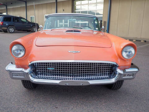 1957 Ford Thunderbird